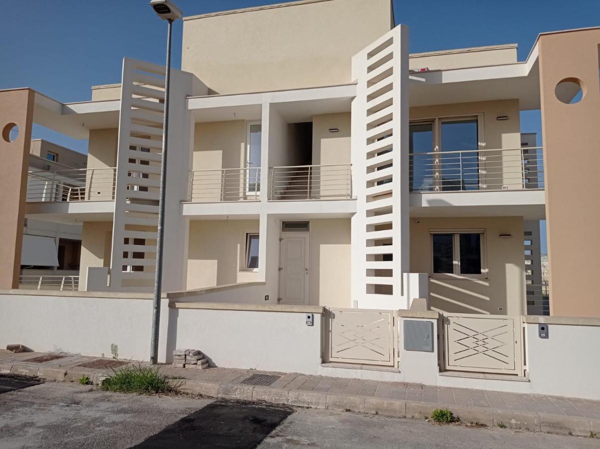 Gelsimori Apartments Otranto Ngoại thất bức ảnh